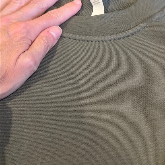 🍋🍋 Lululemon Perfectly Oversized Crew sweatshirt  Size 6 NWT - Picture 2 of 6
